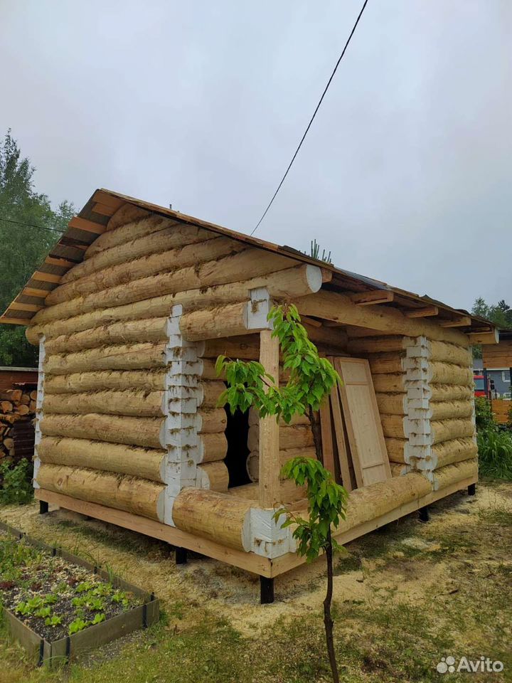 Сруб бани 5,5*4,5 с маленькой терассой
