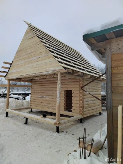 Сруб бани 5*3+2 с мансардной крышей